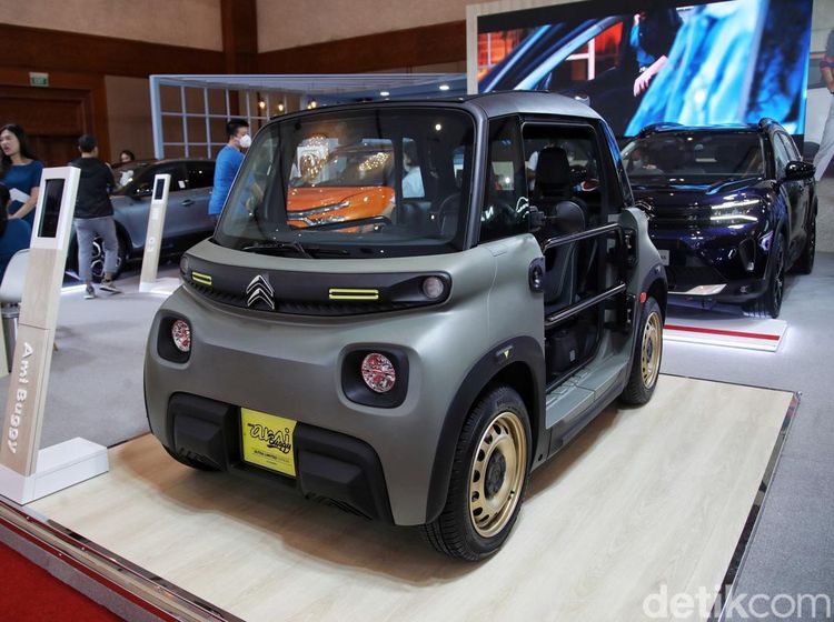 Mobil Langka dari Perancis Mejeng di GJAW 2023