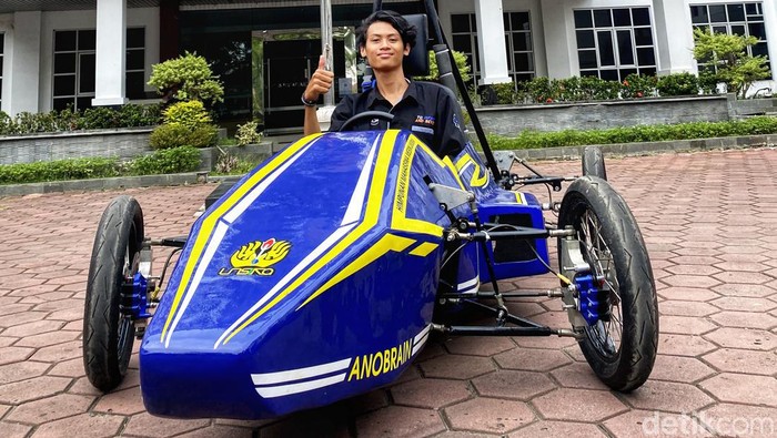 Mobil listrik karya mahasiswa Unsika Karawang.