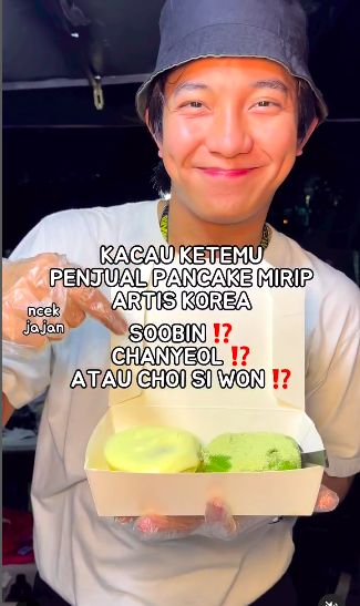 Penjual pancake mirip idol Kpop
