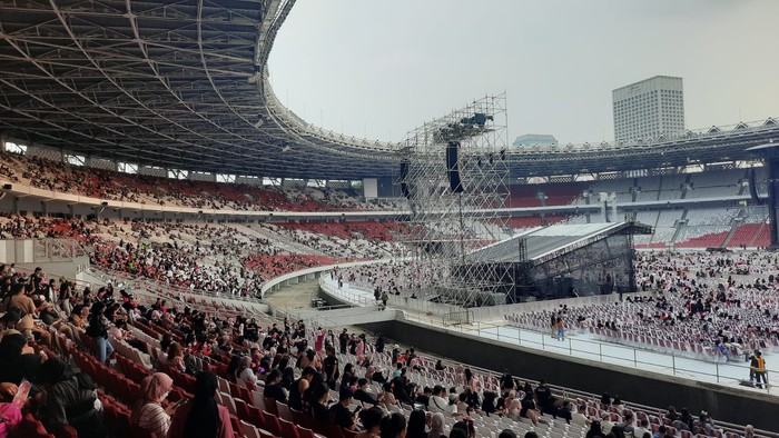 Suasana di GBK Jelang Konser BLACKPINK