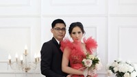 Kabar gembira datang dari artis Shinta Bachir yang baru saja menikah dengan seorang entrepreneur bernama Indra Kristianto. Foto: Instagram @shinta_bachir86