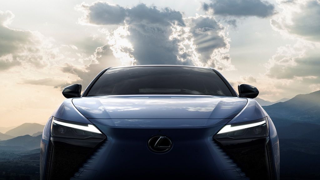 adv_lexus