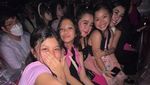 10 Momen Seru Bak Bestie Artis Boyong Anak Nonton BLACKPINK di GBK