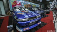 Mobil modifikasi juga hadir dalam gaya sporty.  