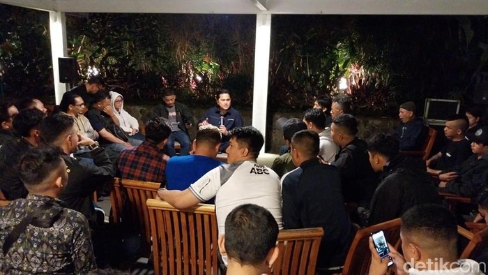 Ketum PSSI Erick Thohir menemui perwakilan bobotoh Persib