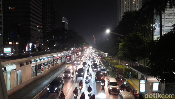 Lalin di sekitar GBK macet usai konser BLACKPINK