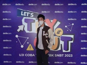 Cerita Oscar Kerjakan Try Out detikEdu Sambil Dengar Musik Suara Hujan