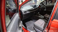 Lebih lanjut Marketing Director dan Corporate Planning & Communication Director Astra Daihatsu Motor (ADM), Sri Agung Handayani menjelaskan varian 1.0 D tanpa Audio dan AC kini sudah tidak tersedia lagi.