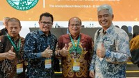 Afrijon mengakui telah terjadi walk out sebagian peserta Munas pada saat sidang pleno pembahasan Anggaran Dasar/Anggaran Rumah Tangga (AD/ART) dari Komisi C yang bertugas merumuskan perbaikan AD/ART. Hal ini terjadi saat akan diambil keputusan terhadap perubahan satu pasal yang tidak bisa diambil musyawarah mufakat dalam pleno.  