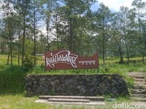 Merapi Gugurkan Awan Panas, Rute Tracking di Kali Talang Klaten Dibatasi