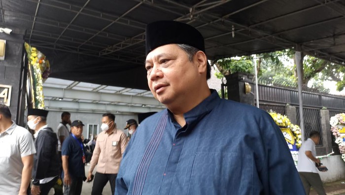 Para Menteri Jokowi Melayat ke Rumah Duka Istri Moeldoko (Tiara/detikcom)