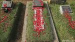 Potret Warga Ziarah Makam Jelang Ramadhan