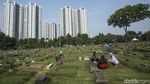 Potret Warga Ziarah Makam Jelang Ramadhan