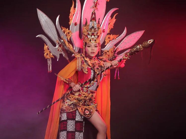 5 Potret Sheira Nainggolan, Top 6 Miss PreTeen Universe yang Buka Sekolah Seni