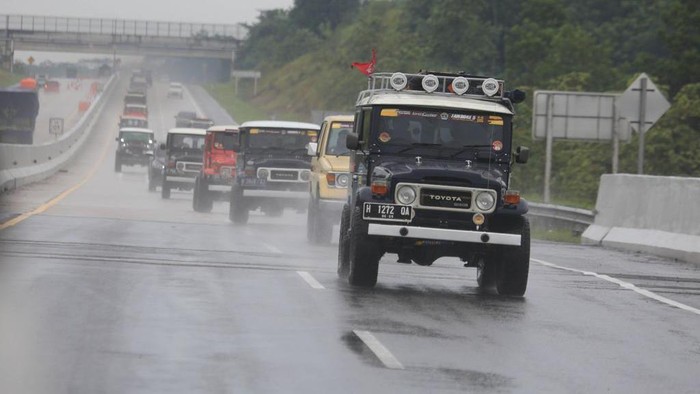 Gelar Jambore Nasional, Komunitas Land Cruiser Lintas Generasi Konvoi ke Jambi