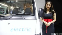 Salah satu pabrikan yang bakal merilis produk baru disinyalir ialah Nissan Terra VL 2.5 (4x4) A/T dengan tampilan terbaru. Mobil SUV ladder frame pesaing Toyota Fortuner dan Pajero Sport itu sebelumnya sudah diperkenalkan dalam ajang GIIAS 2022, namun belum merilis harga.