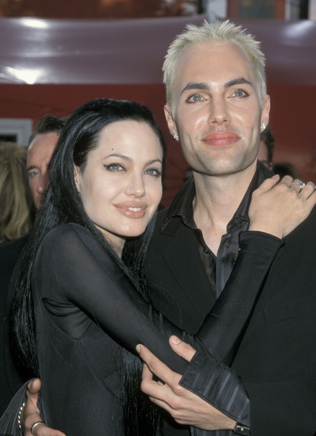 Angelina Jolie dan adiknya, James Haven, di acara Oscar 2000.