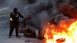Aksi Bakar Ban Warnai Aksi Tolak Reformasi Pensiun di Prancis