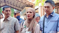 Aldila Jelita mengaku sedih karena harus berpisah dengan Indra Bekti. Foto: Ahsan/detikHOT