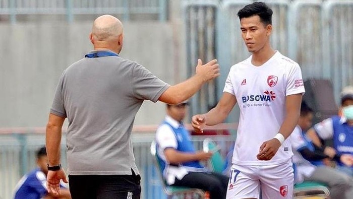Bek PSM Makassar Agung Mannan masuk dalam daftar Best XI Pekan Ke-29 Liga 1 2022/2023.