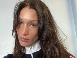 10 Rutinitas Pagi Bella Hadid yang Membagongkan, Minum Vitamin 14 Tablet