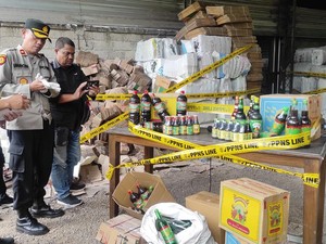 Izin Edar Pabrik Obat Tradisional Oplosan di Banyuwangi Dicabut Sejak 2015