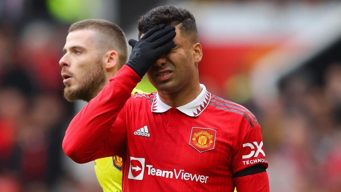 MANCHESTER, ENGLAND - MARCH 12: Casemiro of Manchester United looks dejected during the Premier League match between Manchester United and Southampton FC at Old Trafford on March 12, 2023 in Manchester, England. (Photo by James Gill - Danehouse/Getty Images)