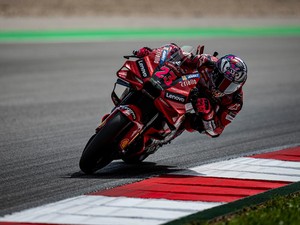 Bastianini Musim Lalu Luar Biasa, Kini Susah Kejar Pecco Bagnaia