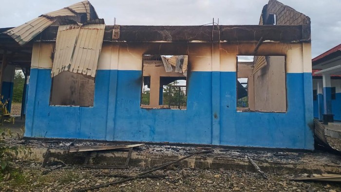 Gedung kantor SMP YPK Metanoia Dekai di Yahukimo dibakar OTK.
