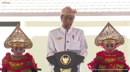 Jokowi Resmikan Penataan Pura Besakih: Harus Kita Rawat Penuh Hormat (Screenshot YouTube Setpres)