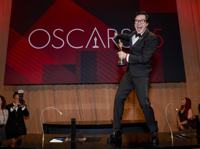 HOLLYWOOD, CALIFORNIA - MARCH 12: Ke Huy Quan, winner of the Best Supporting Actor award for Everything Everywhere All at Once, attends the Governors Ball during the 95th Annual Academy Awards at Dolby Theatre on March 12, 2023 in Hollywood, California. (Photo by Emma McIntyre/Getty Images)