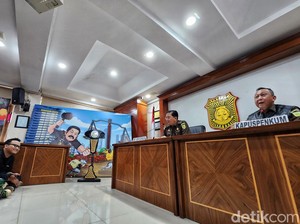 Korupsi Bakti Kominfo, BMW X5 Sampai Uang Rp 11,5 Miliar Disita