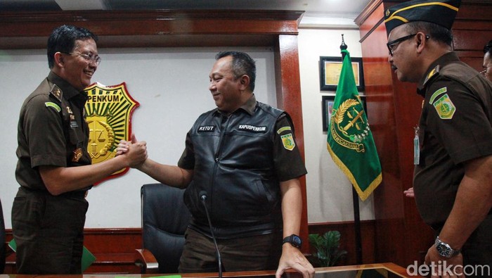 Kejagung kembali memanggil Menkominfo Johnny G Plate pada Rabu (15/3). Hal itu disampaikan Direktur Penyidikan pada Jampidsus Kejagung, Kuntadi di kantornya, Senin (13/3/2023).