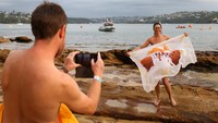 Lomba renang ini kembali dilaksanakan di Cobblers Beach Sydney Harbour.