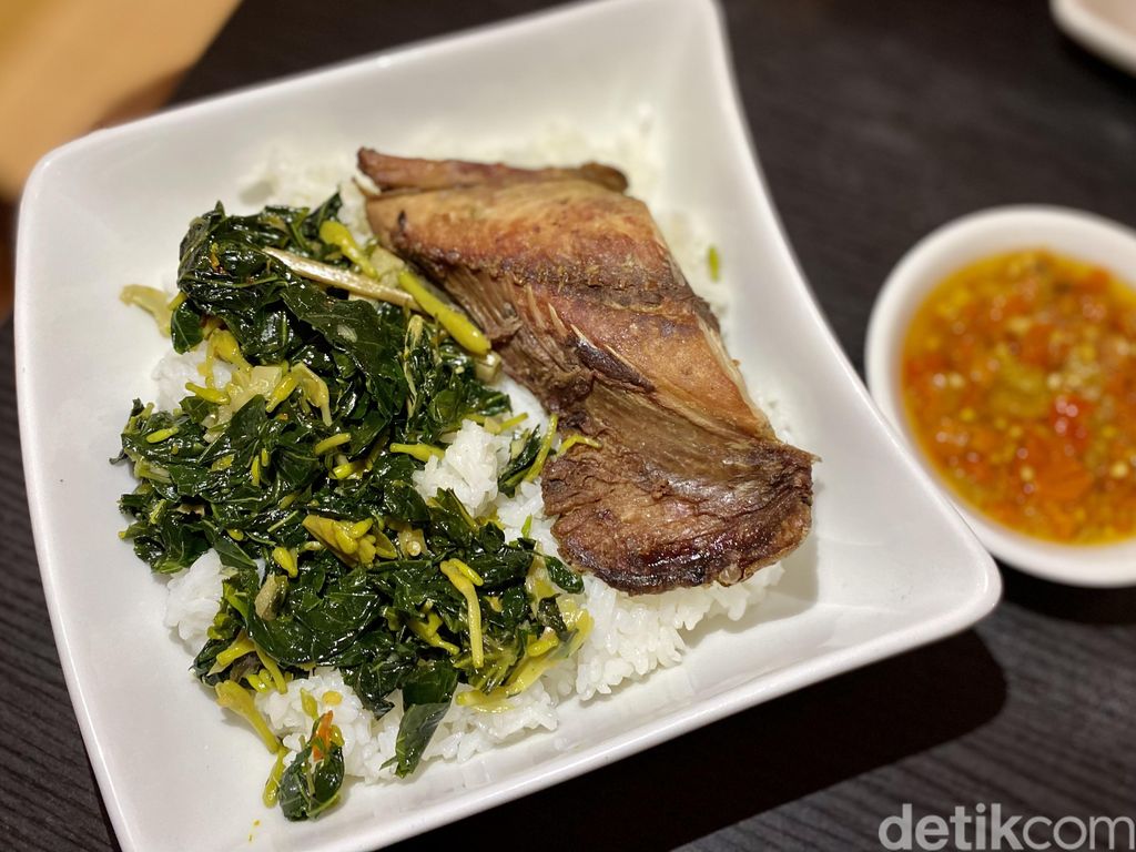 Mayosi Cafe & Eatery