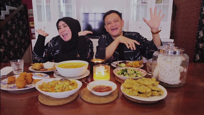 Melly Goeslaw kulineran Melly Goeslaw kulineran