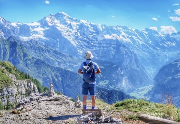 Cantiknya pemandangan dari puncak Schilthorn