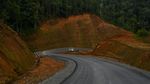 Menyusuri Jalan Jantho-Lamno yang Membelah Hutan Lindung di Aceh