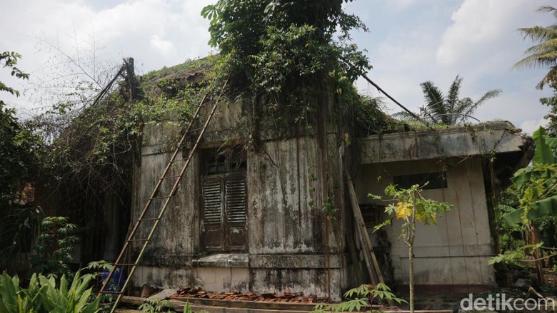 Ngojak Serpong Walking Tour menyusuri Serpong bersama komunitas Ngopi di Jakarta (Ngojak).