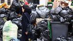 Duh, Aksi Mogok Pekerja Bikin Sampah Menumpuk di Kota Paris
