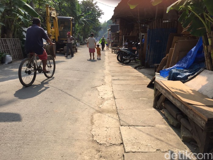Pembangunan got antibanjir Jl Buluh Perindu, Pondok Bambu, Jakarta Timur, 13 Maret 2023. (Fathia Nabila Qonita/detikcom)