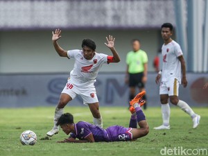 Peluang Emas Pluim Gagal Jadi Gol Lawan Persita, PSM Tunda Kunci Juara di GBH