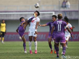 Yuran Fernandes Kartu Merah, PSM Curi 1 Poin di Markas Persita