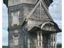 Potret Bangunan Terbengkalai, Seram dan Misterius