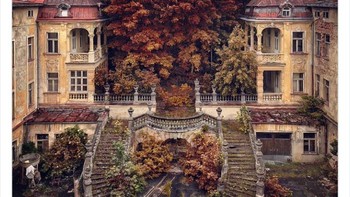 Salah satu hotel di eropa yang tua dan tak bepenghuni. Foto: Boredpanda/Twitter/ALex Menn