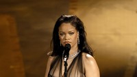 Setelah di Super Bowl, ini menjadi penampilan keduanya membawakan lagu tersebut di tengah kehamilannya. Getty Images/Kevin Winter