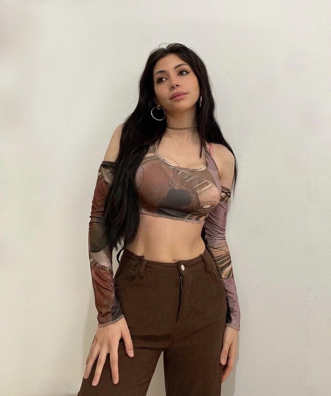 Keesokan harinya, wanita asal Argentina itu pun memberikan update mengenai kondisi rumah tanggannya yang tak kalah mengejutkan. Belum sehari, ia mengaku sudah tidak sanggup dan mempertimbangkan untuk menceraikan diri sendiri.Foto: Instagram Sofi Maure