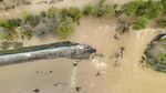 Penampakan Tanggul Sungai Pajaro California Jebol Diterjang Banjir