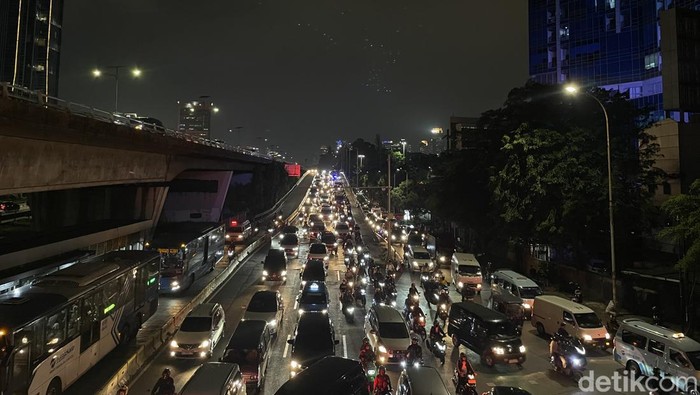 Traffic light Simpang Slipi