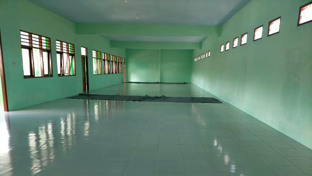 Viral cor pakai rakitan bambu di Blitar